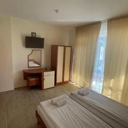 Hotel ,,дироси